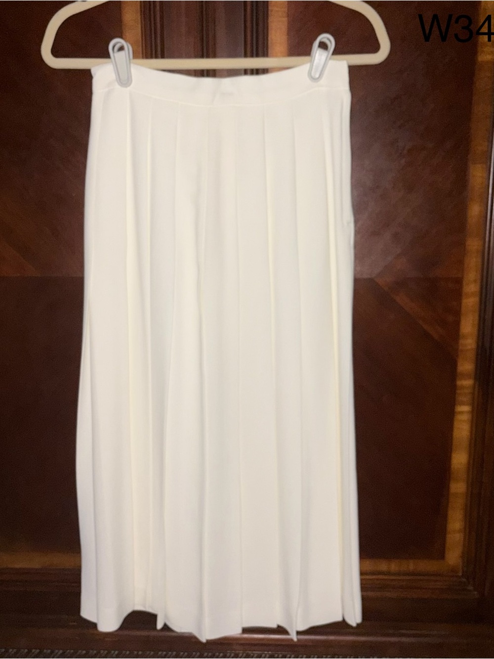 Anne Klein Cream Maxi Pleated Skirt